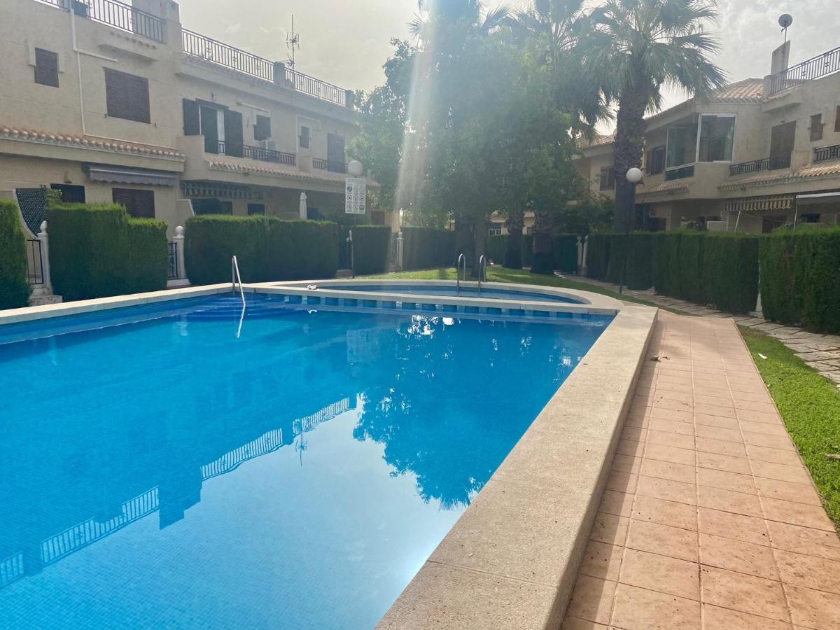 فيلا Playa Flamenca Aparment Dehesa de Campoamor  المظهر الخارجي الصورة